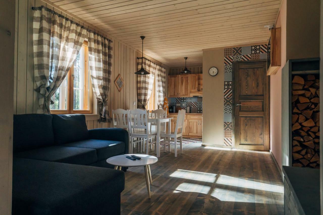 Peipsi Homestay Kuru Luaran gambar